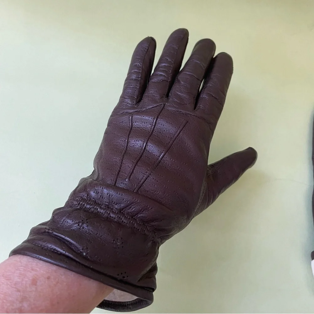 Vintage dark brown leather gloves with cotton lining
